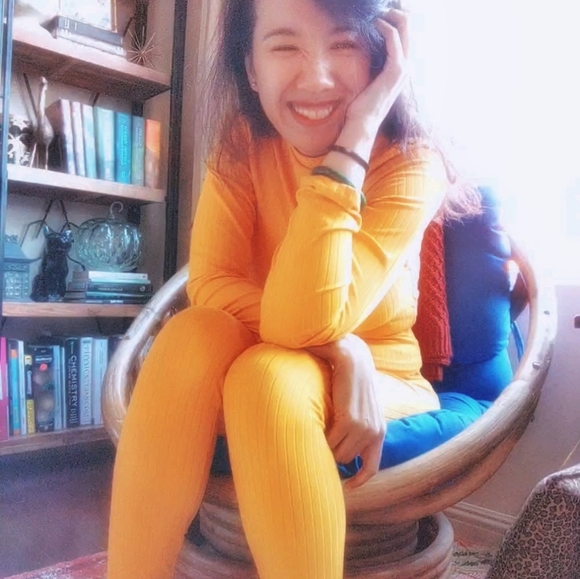 Meet your Posher, Christina - Picture 4 of 7